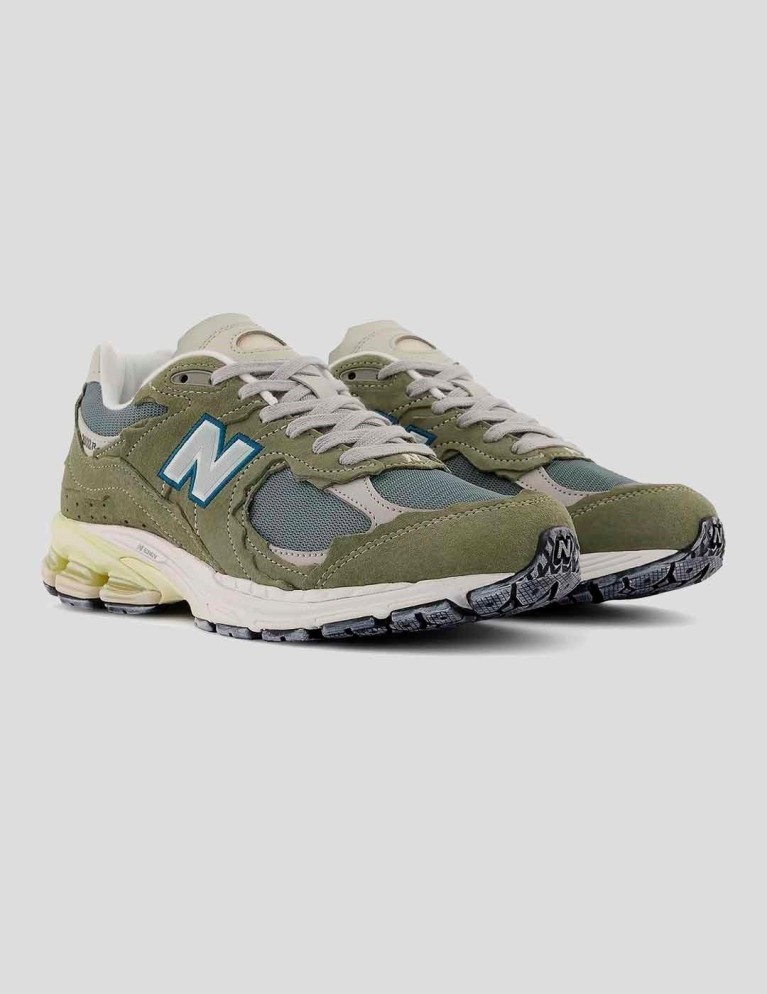 Zapatillas NEW BALANCE 2002r mirage gray/trooper